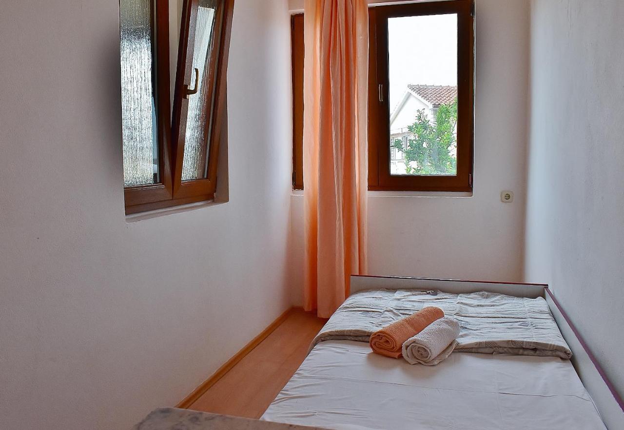 Apartament Banjol Esterno foto