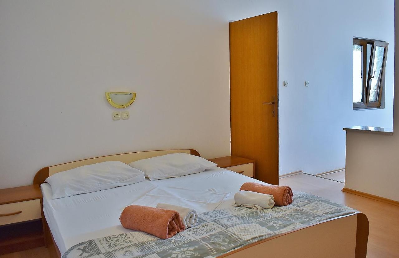 Apartament Banjol Esterno foto