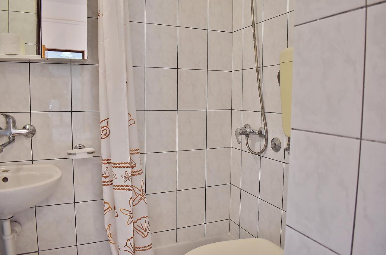 Apartament Banjol Esterno foto