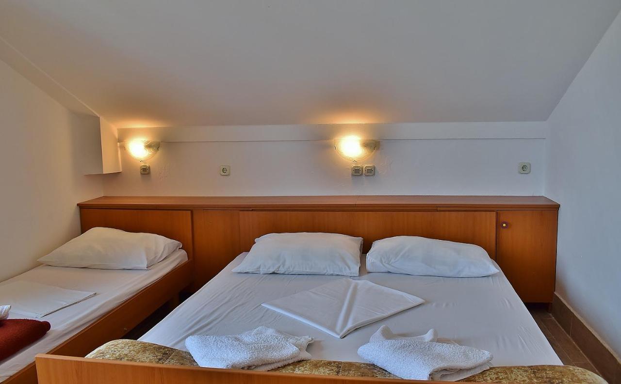 Apartament Banjol Esterno foto