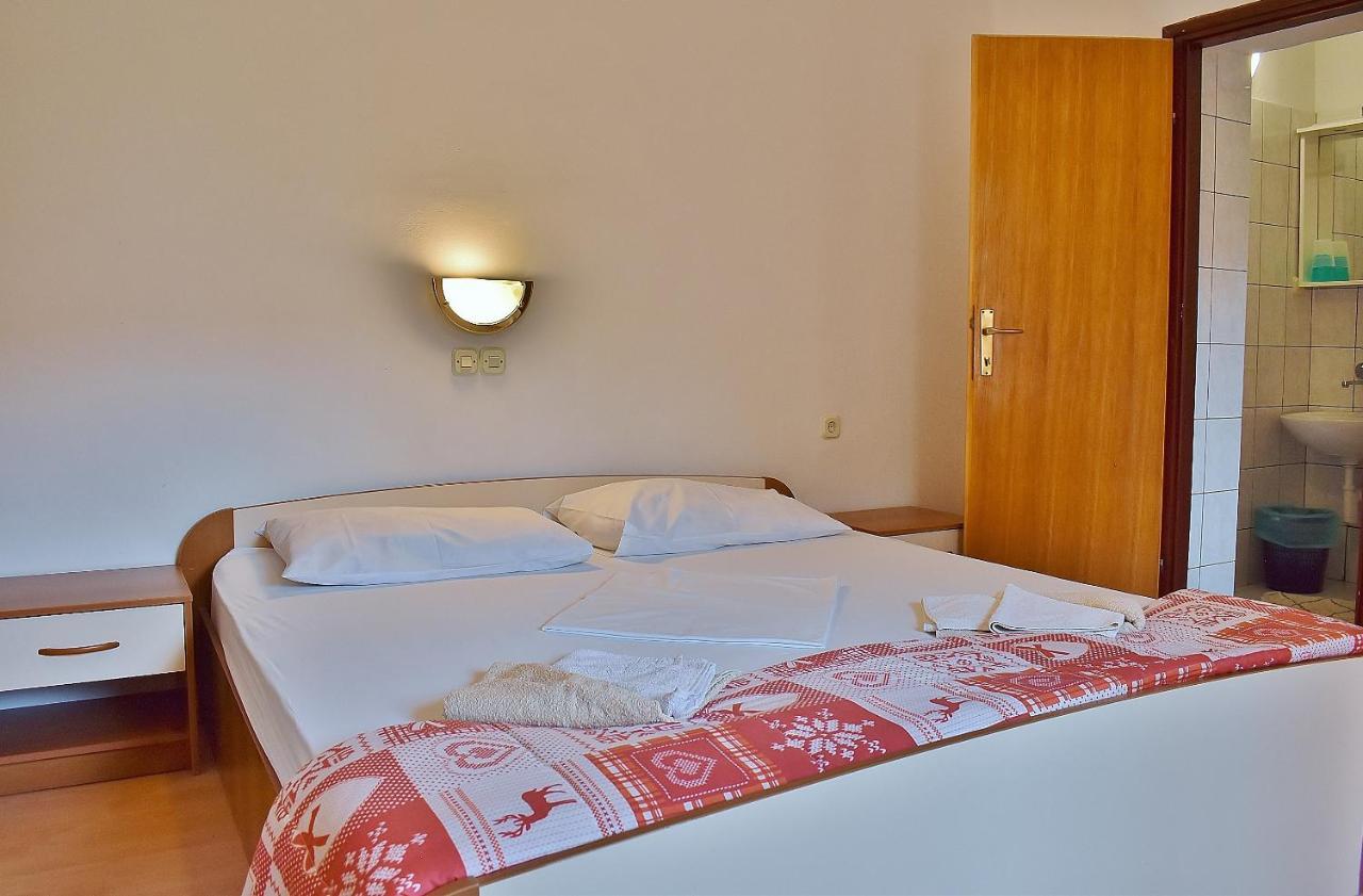 Apartament Banjol Esterno foto