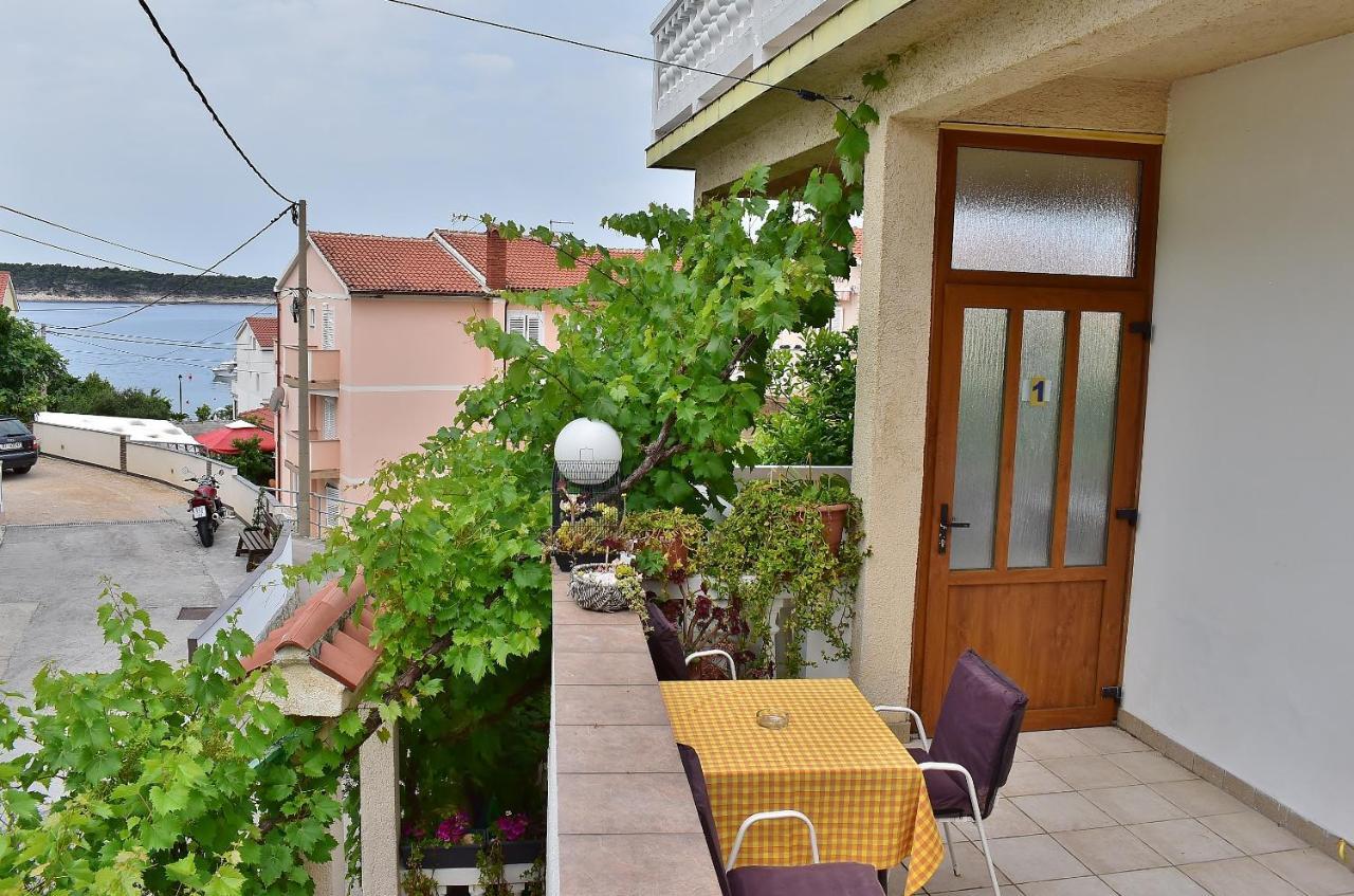 Apartament Banjol Esterno foto